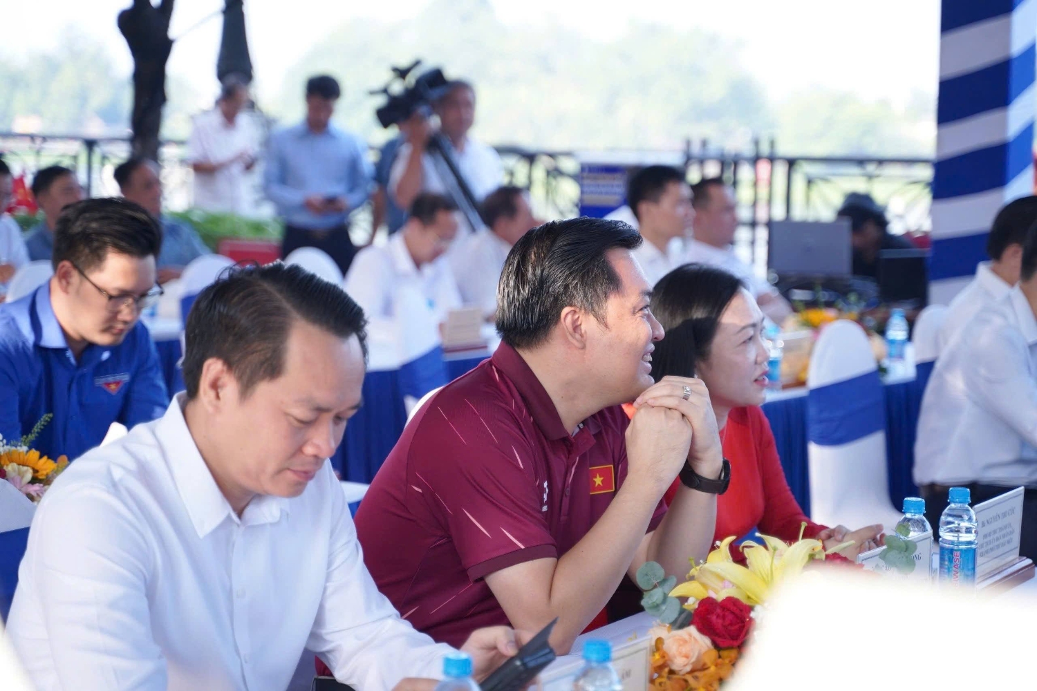 đua thuyền 01